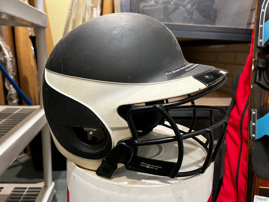 Worth Softball Helmet (Medium)