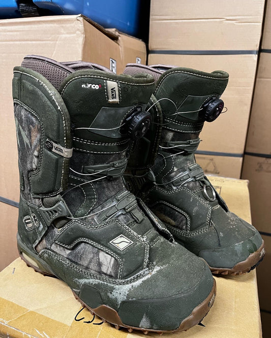 Vans Fargo Snowboard Boots with Boa Tie