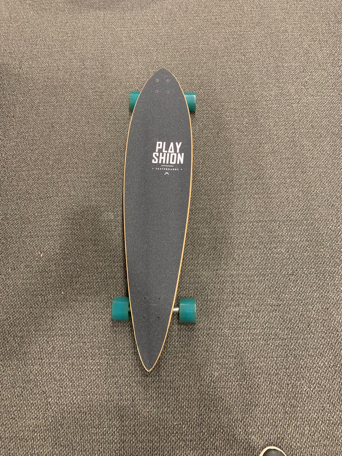 Play Shion 42 Inch Longboard Skateboard